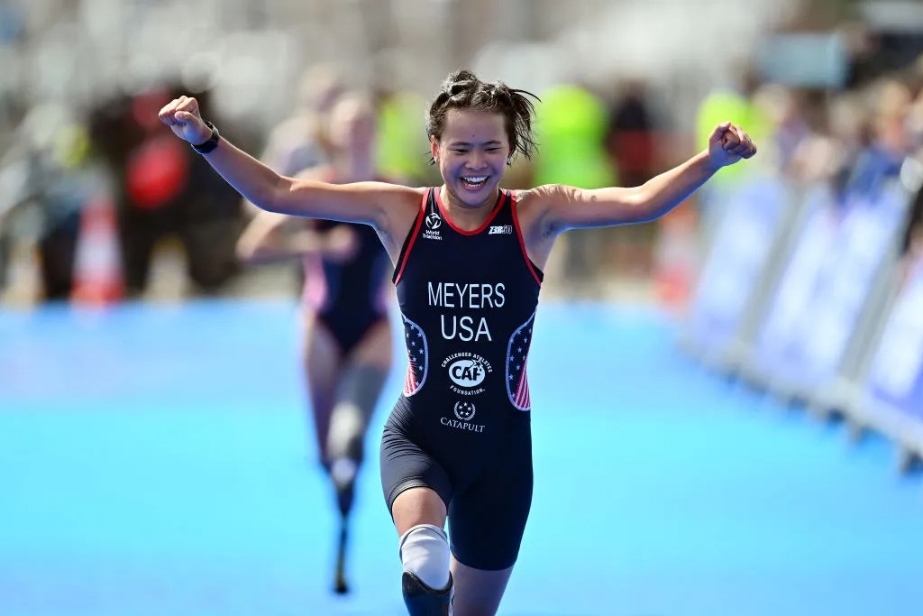 SWANSEA, WALES - JULY 15: Emma Meyers of the USA celebrates as she crosses the finish line during the World Para Triathlon Series Swansea at on July 15, 2023 in Swansea, Wales. (Photo by Dan Mullan/Getty Images)